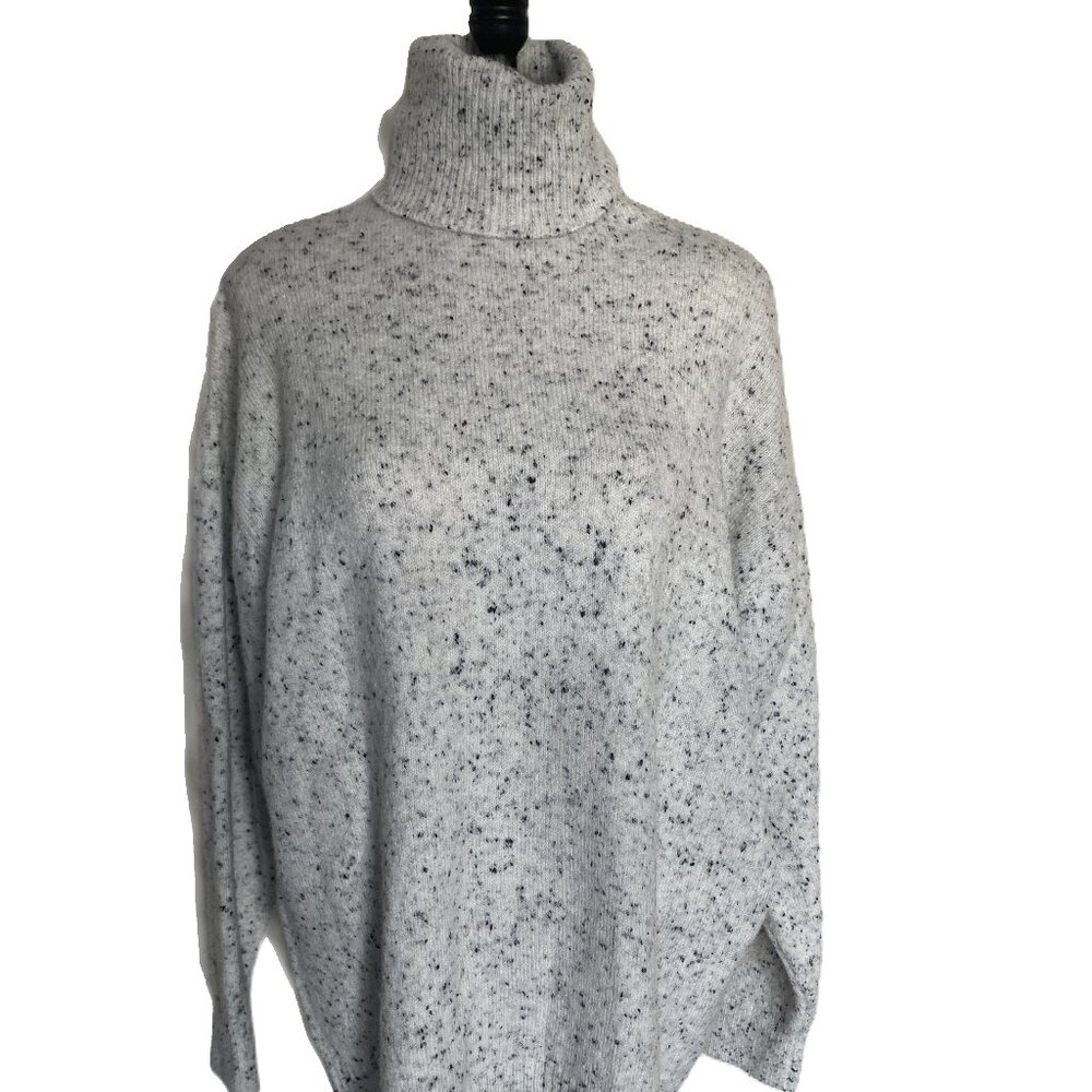 EUC ZARA Cream/Black Turtleneck Sweater sz S